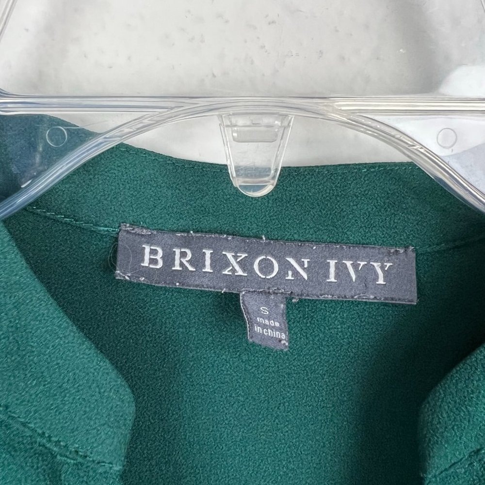 Stitch Fix Brixon Ivy Forest Green popover blouse top Sz S 3/4 sleeve v-neck - Picture 3 of 6